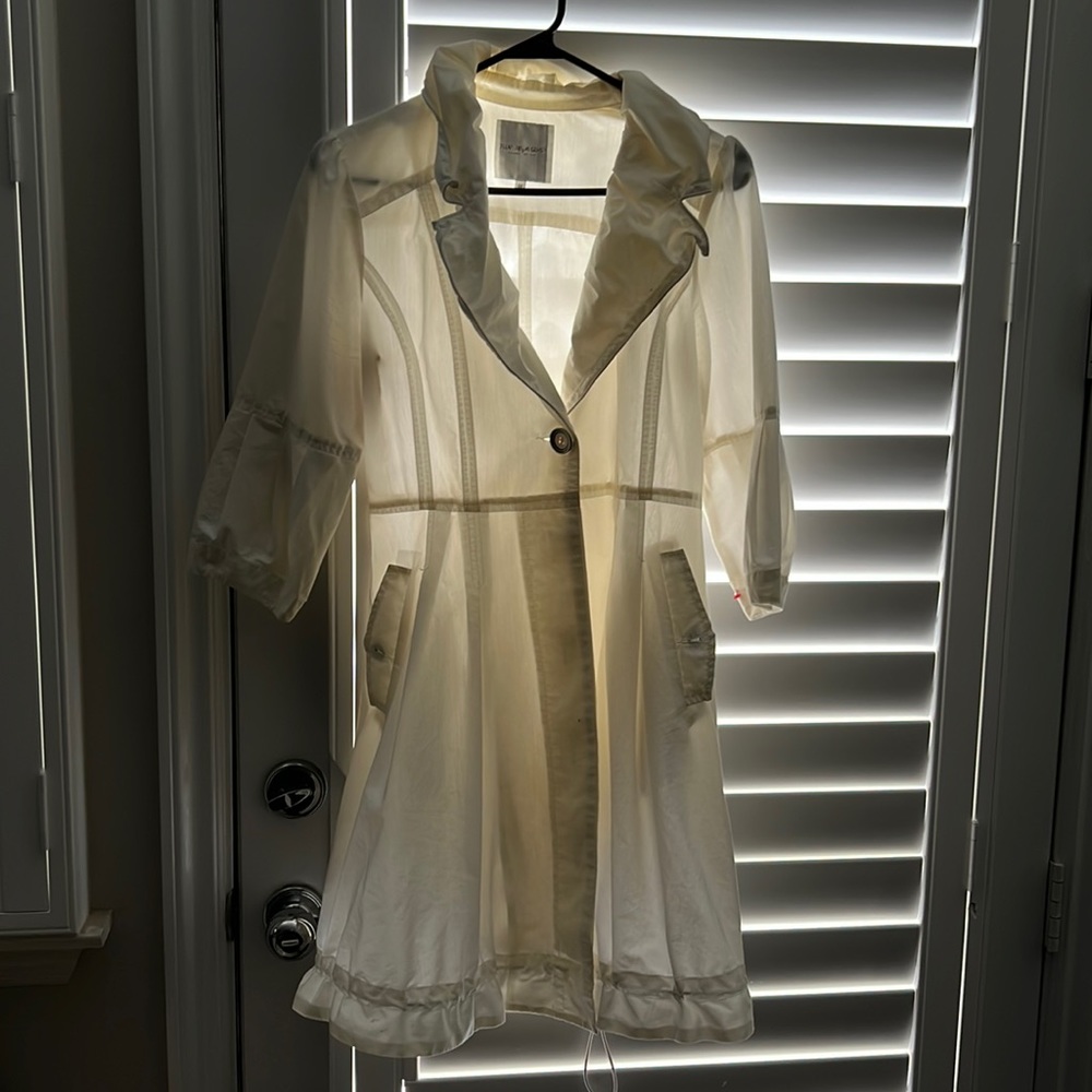 Cute simple white light material jacket
